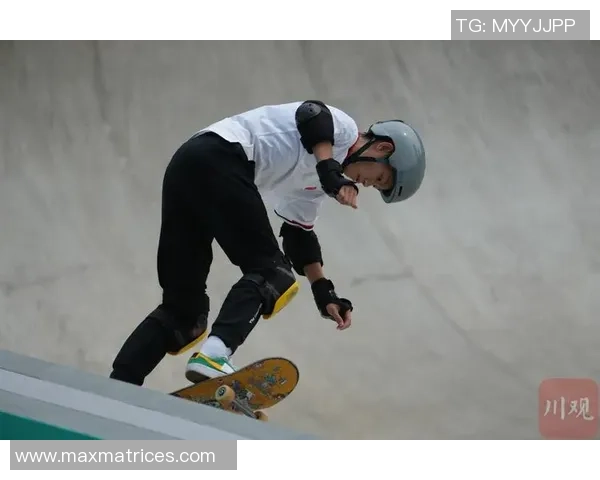 杭州滑板队的包夹革新探索与实践：重塑团队协作与竞技策略的全新视角