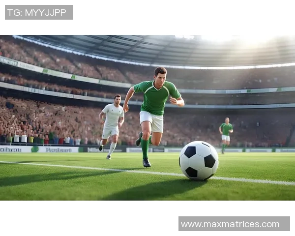 当爱情与足球相遇分手后的心情与球场的孤独交织在一起