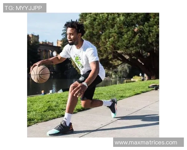 成都滑板队区域防守分析与战术调整探讨